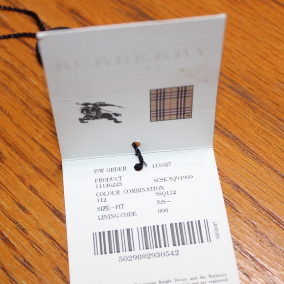 New Authentic Burberry Silk Scarf - Picture 4 of 5